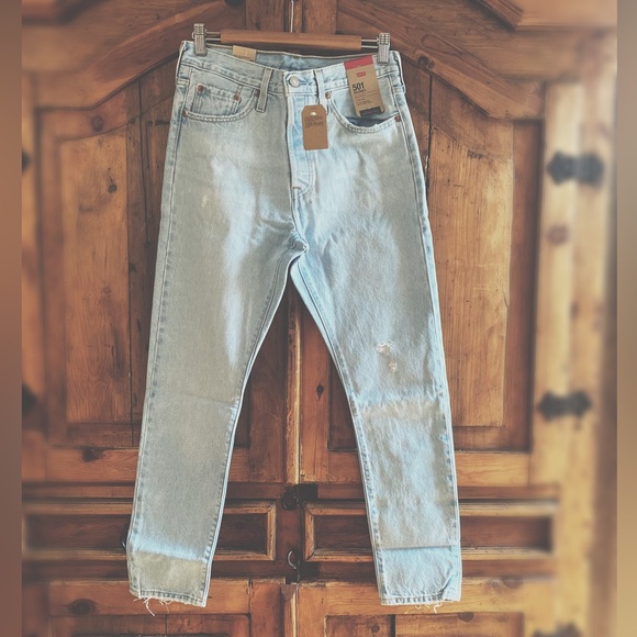 Levi 501 Skinny - Picture 6 of 9